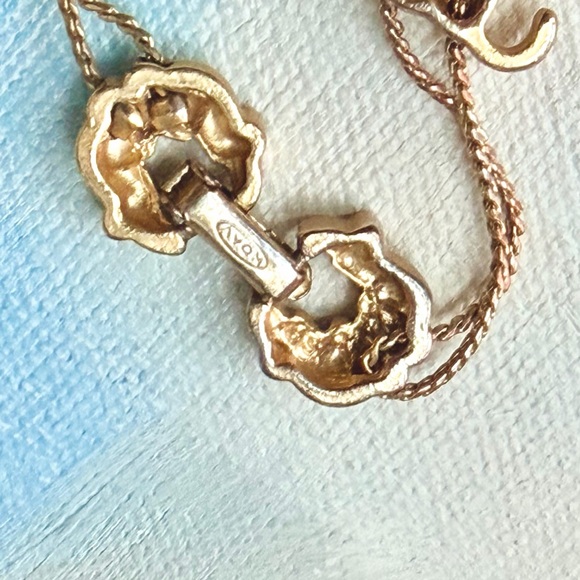 70’s Avon Gold Cat Charm Bracelet Rare - Picture 6 of 9